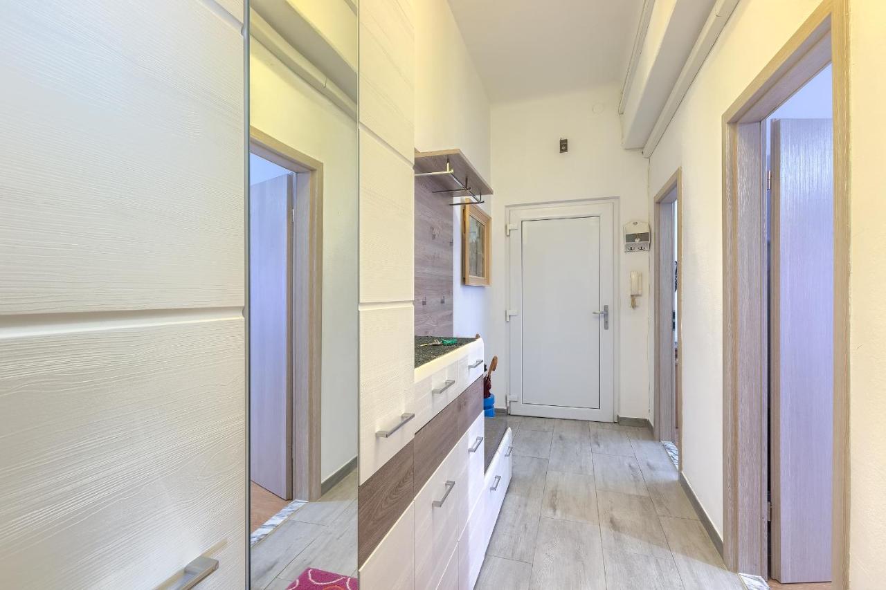 Aida Pula Apartment Eksteriør bilde