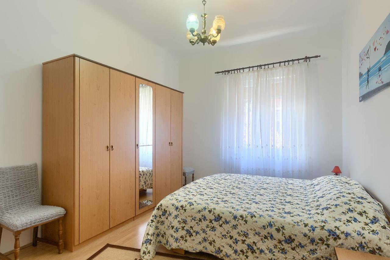 Aida Pula Apartment Eksteriør bilde